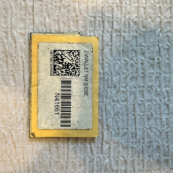 Louis Vuitton Damier Ebene Zippy Wallet - Picture 9 of 11